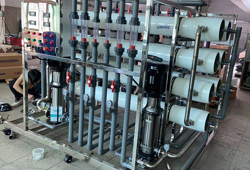 10噸/H二級RO反滲透+超聲波EDI超純水設(shè)備